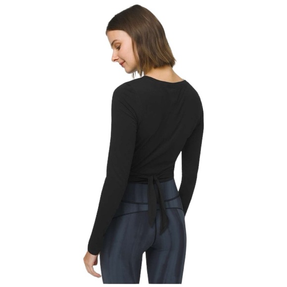 Lululemon Athletica Time to Restore Long Sleeve in Black Size 6 - Picture 3 of 5